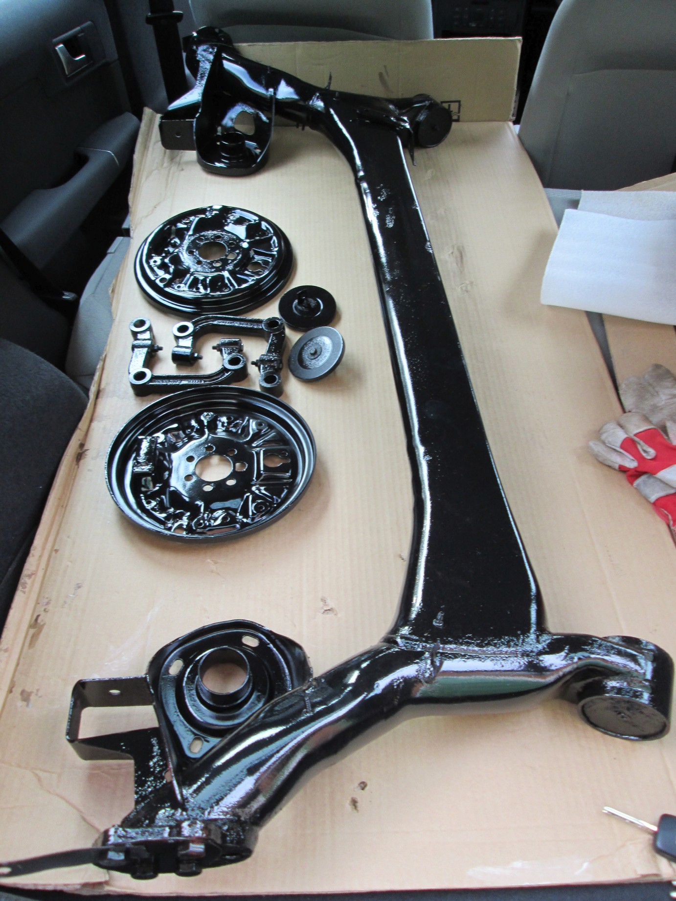 Refurb & painted axle and bits.JPG