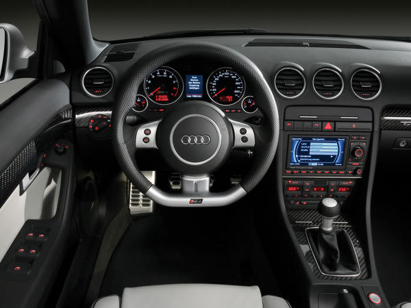 2007 Audi RS4 Interior