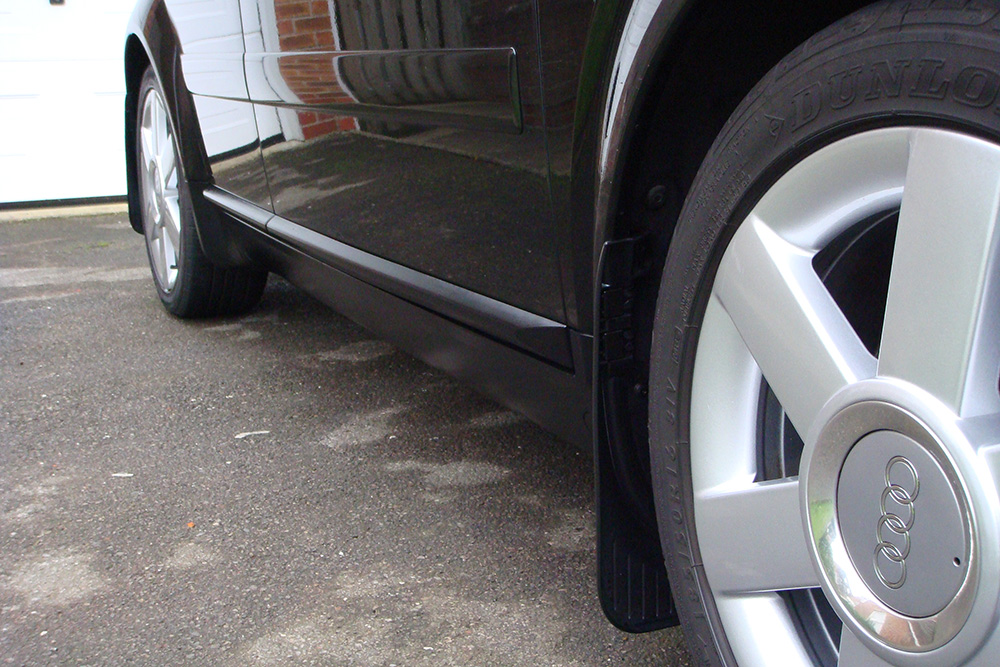Mud flaps - side view